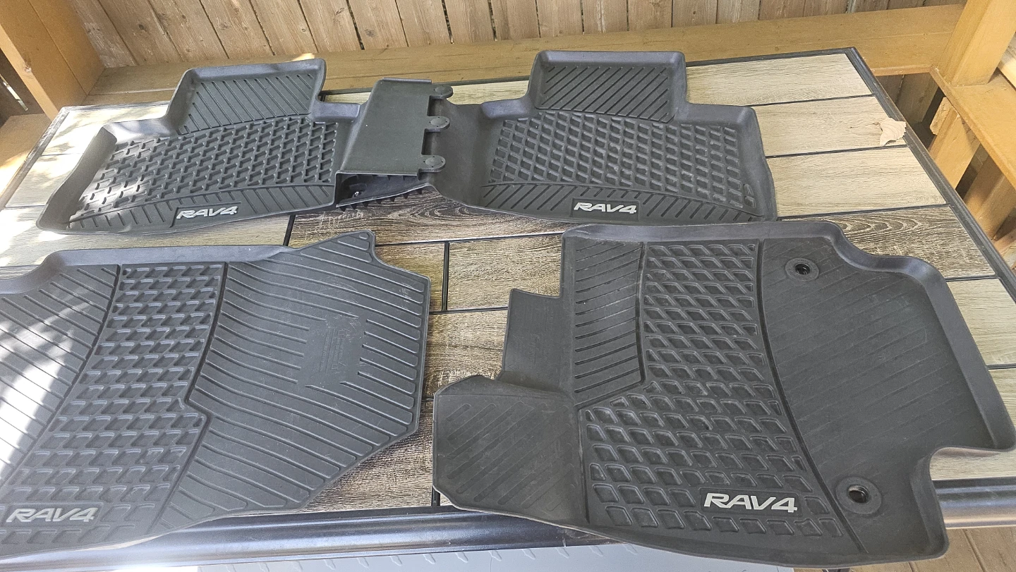Toyota RAV4 All-Weather Floor Mats