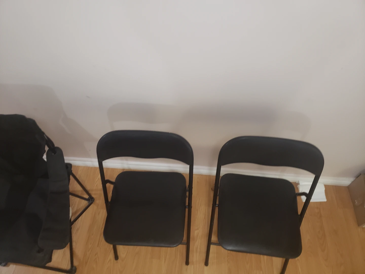 5 dollars each, total 15 dollars three black folding chairs - photo 4