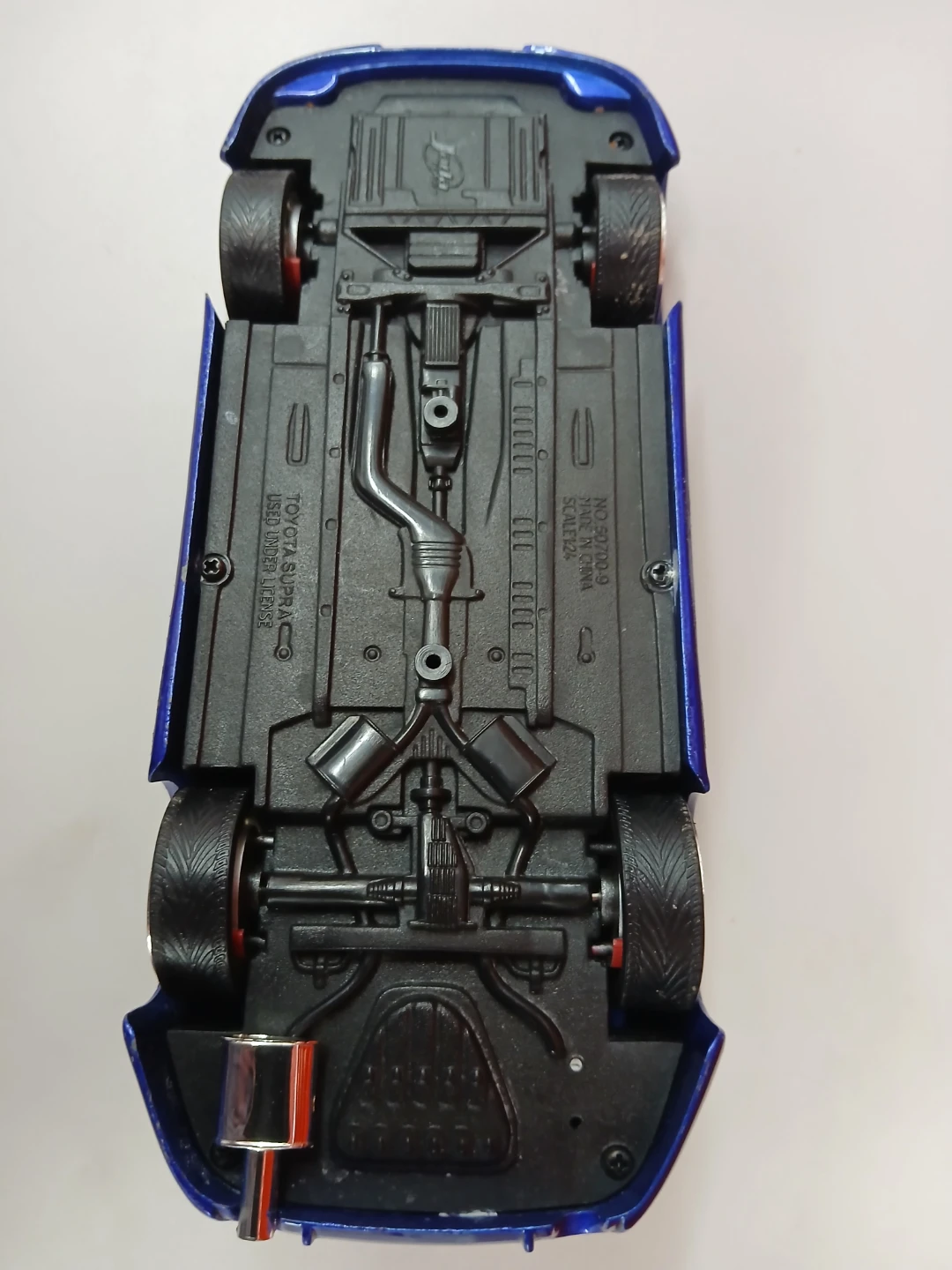 Toyota Supra Die-cast Model Car 1.24 scale - photo 4