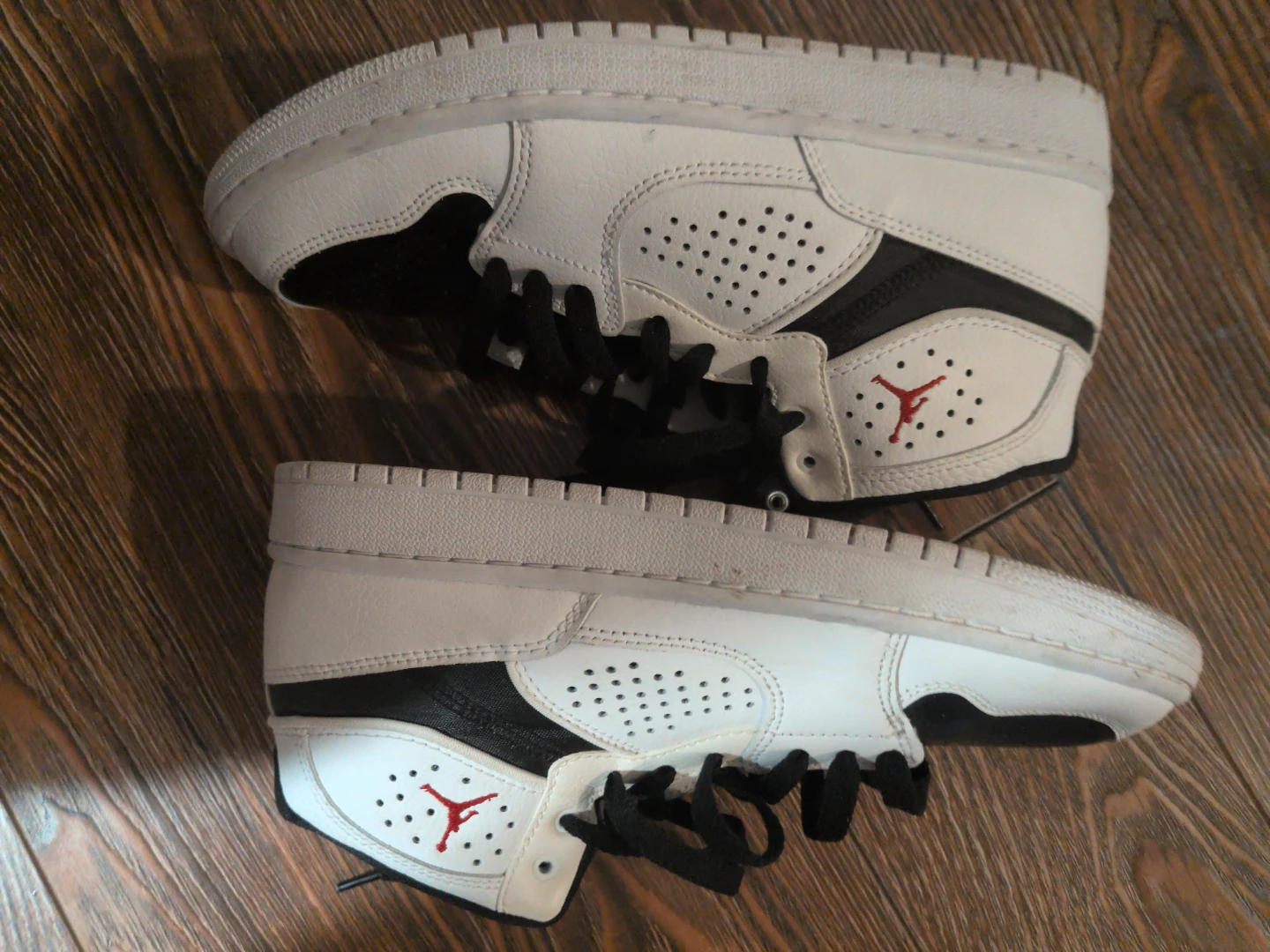 Jordan sneakers for sale; 6 1/2 kids, 8 womans