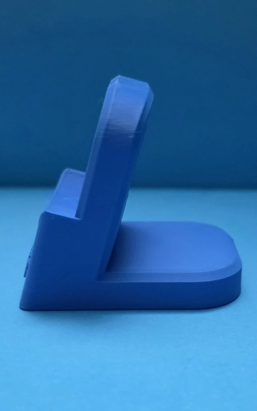 Blue Samsung watch charging stand - photo 3