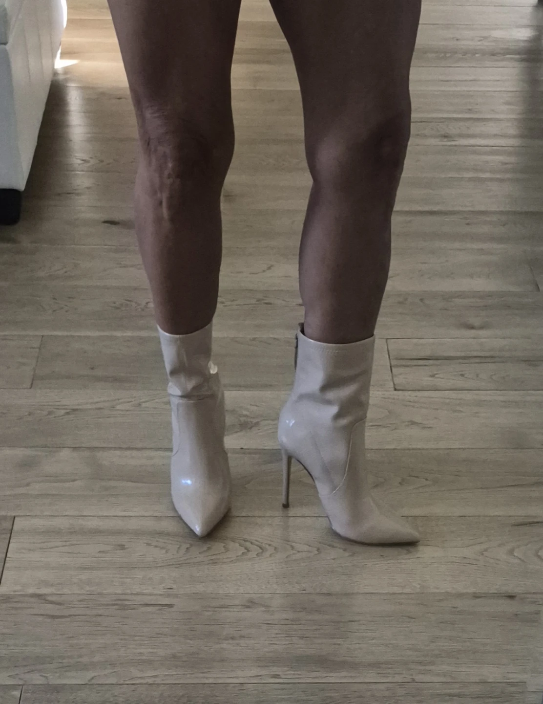 New size 8.5 boots - photo 4