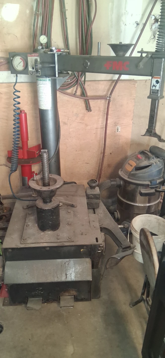 Full shop Contents only Backyard Mechanic Its for you. - photo 4