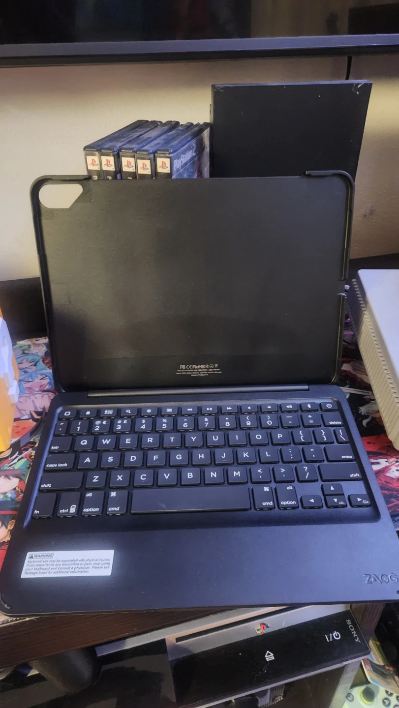 ZAGG Folio Wireless Keyboard and Case for 11-inch iPad Pro - photo 4