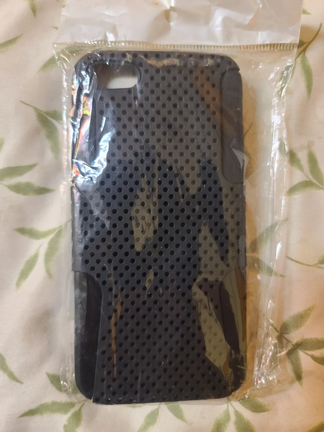 iPhone 5 black protective phone case