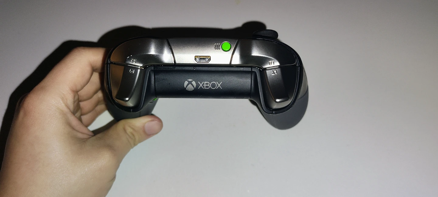 Xbox Elite Wireless Controller Series 1 - photo 5