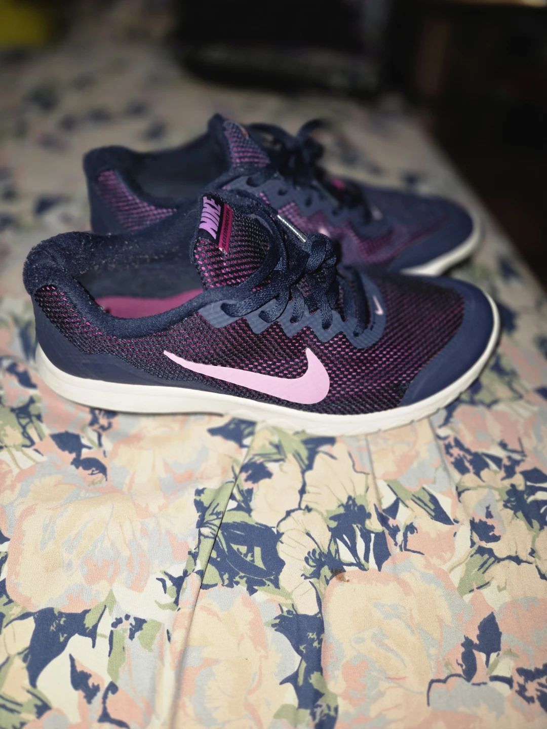 Nike Flex Experience RN 4 in a Women's 8½ - photo 5