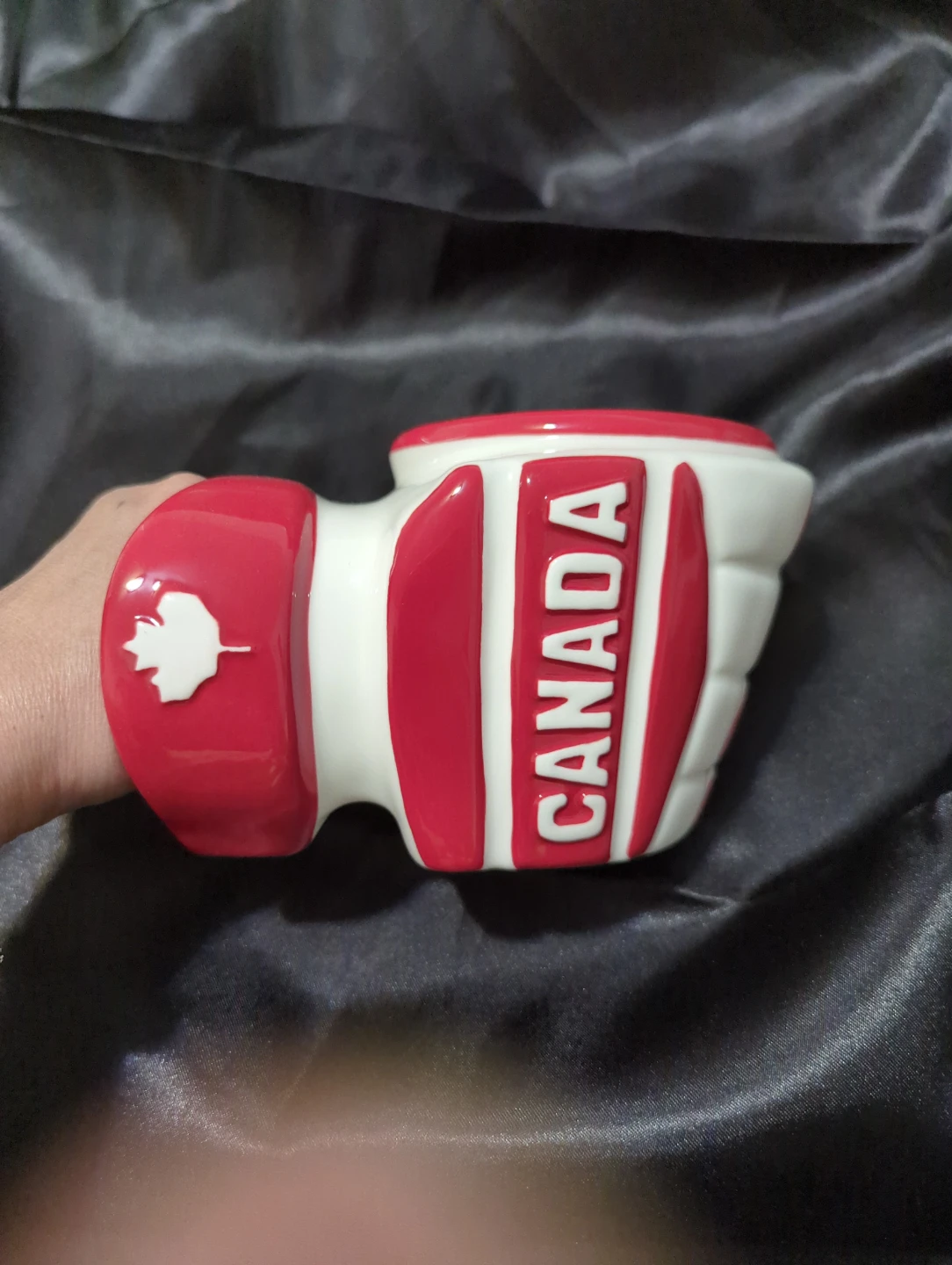 Main and Local Canada Hockey Glove Mug - photo 5