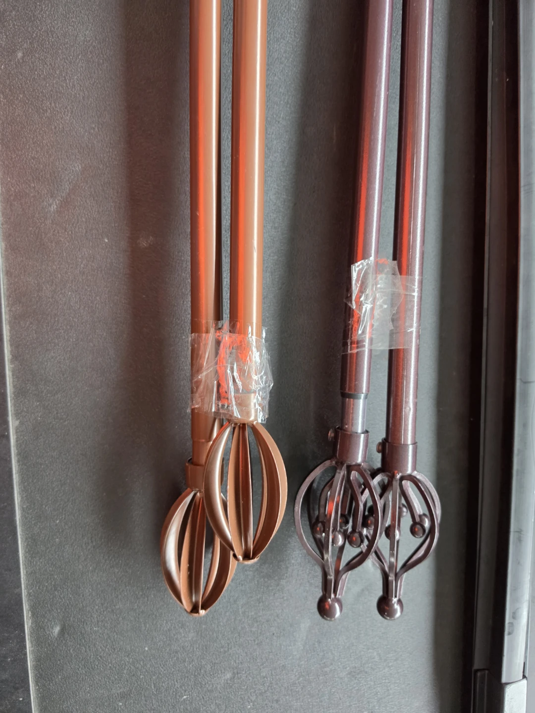 Set of Two Adjustable Curtain Rods - photo 3