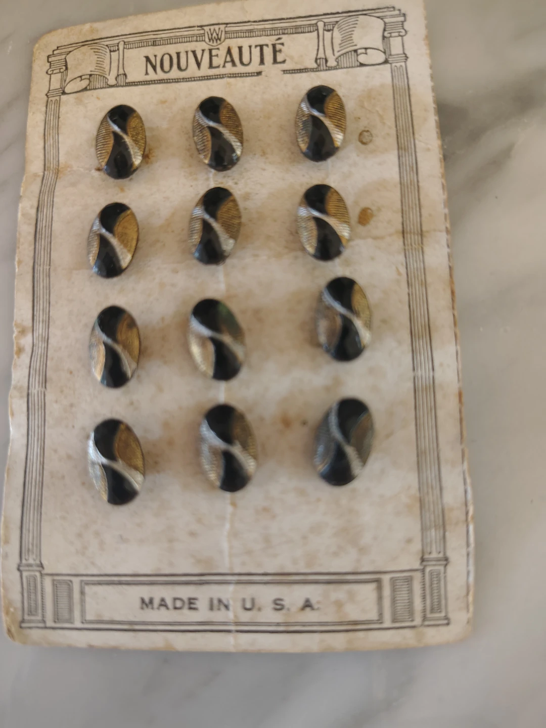 12 Antique/Vintage Nouveauté Oval Dress Buttons – Original Card