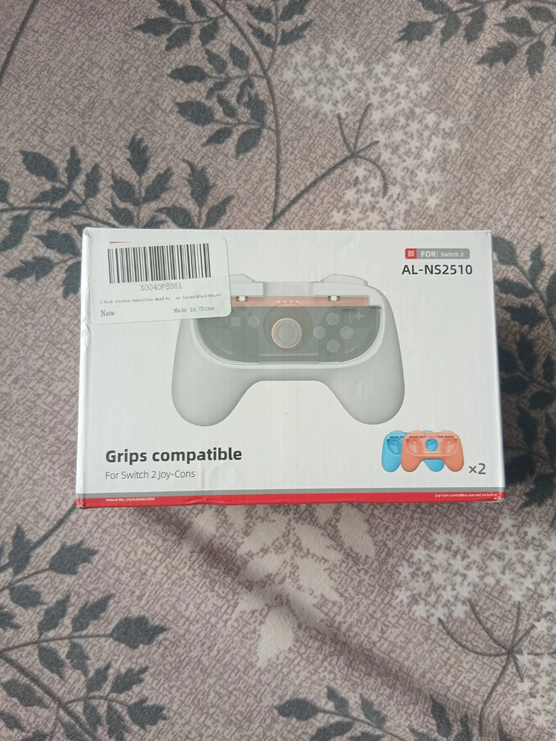 Joy-Con Grip Attachments for Nintendo Switch - photo 3