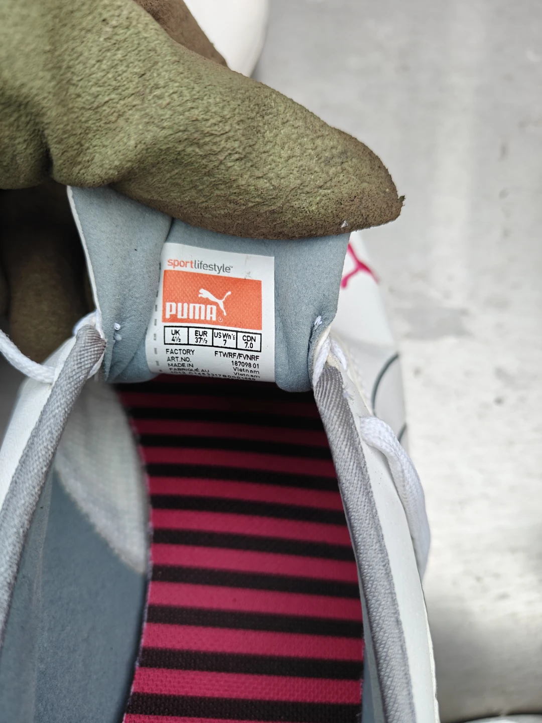 Puma Sportlifestyle Women's Shoes - Size 7 - photo 3