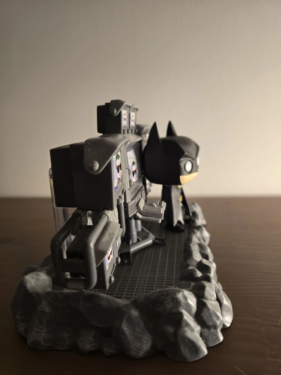 Funko Pop Town Batman with Batcomputer - photo 5