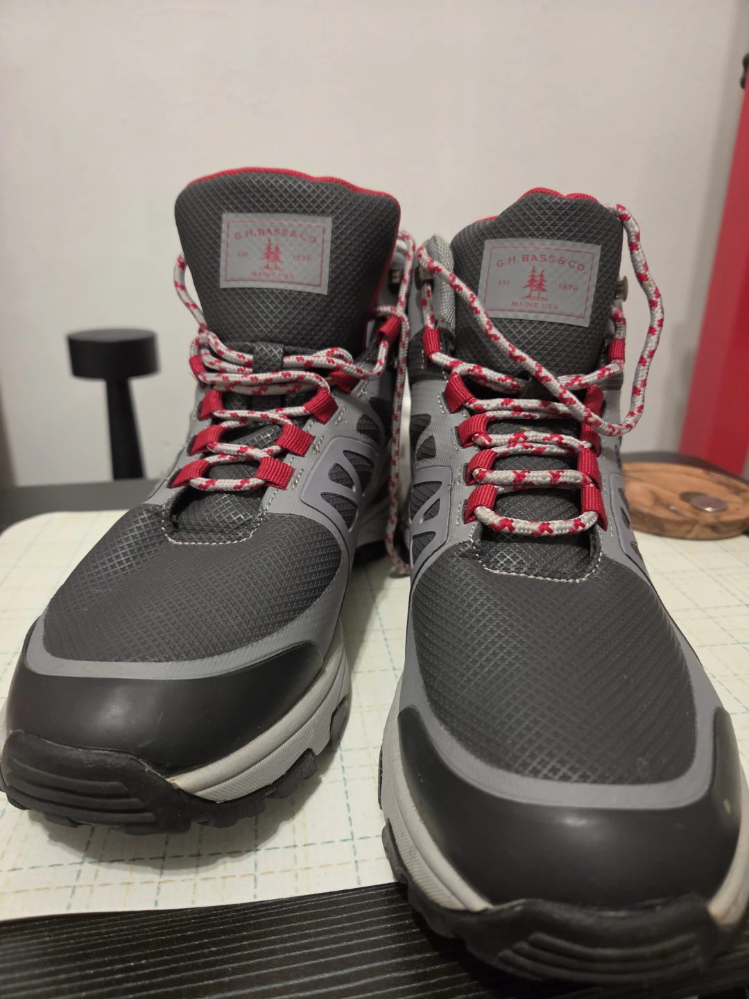 G.H. Bass & Co. Hiking Boots Gray Red - photo 2