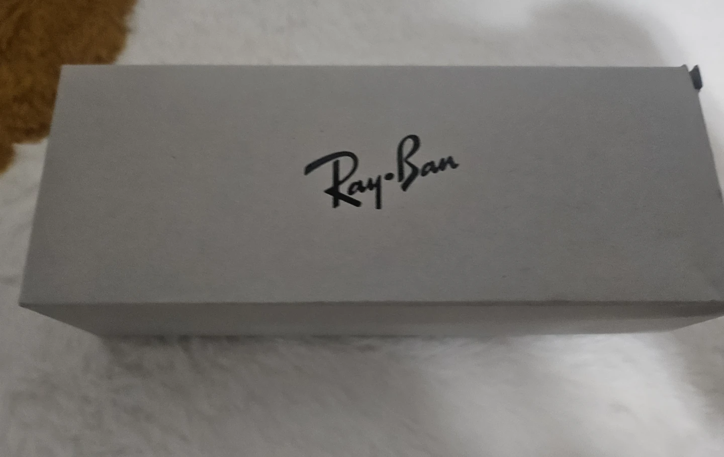 (NEW) Ray-Ban Sunglasses with Case - photo 2