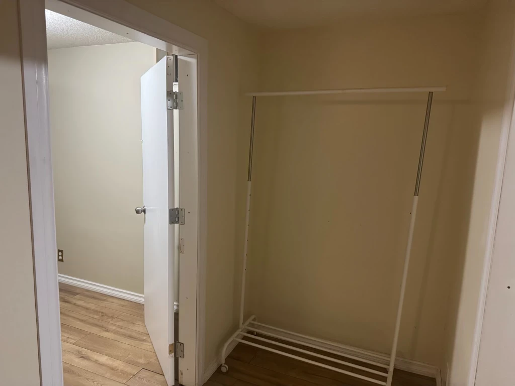 Room for rent!! - photo 3