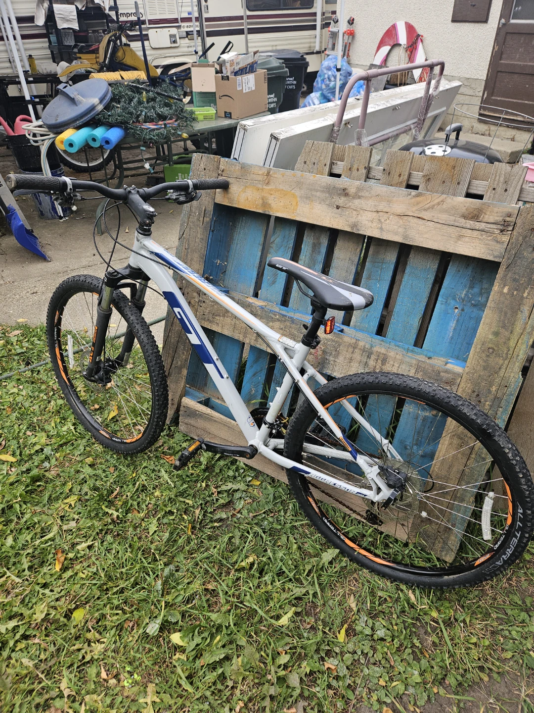 GT Aggressor Pro Mountain Bike