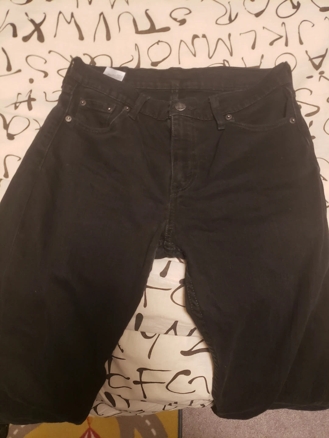 2 black jeans (American eagle & Levis) - photo 3