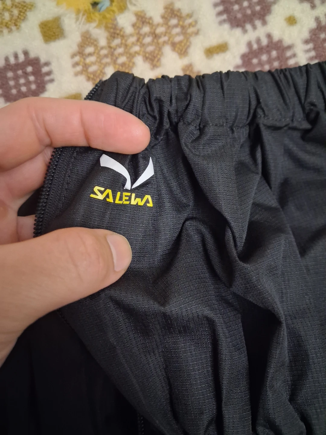 Salewa Gaiters and Decathlon Crampons - photo 4