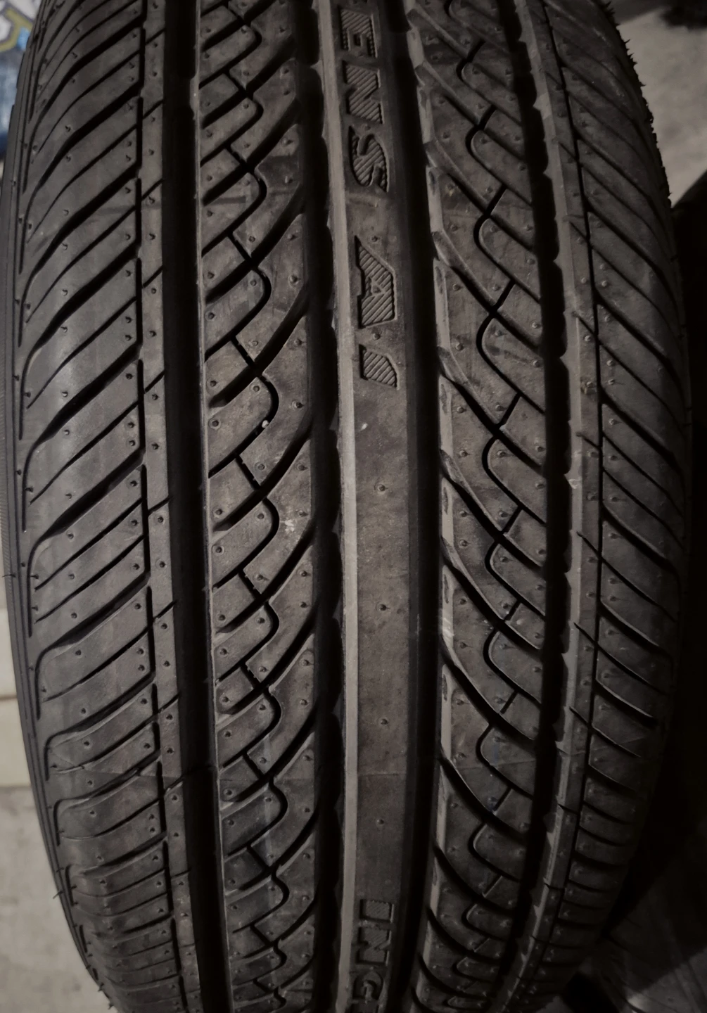 1 New Tire Size 195 55 R16 M+S *REAL DEAL*