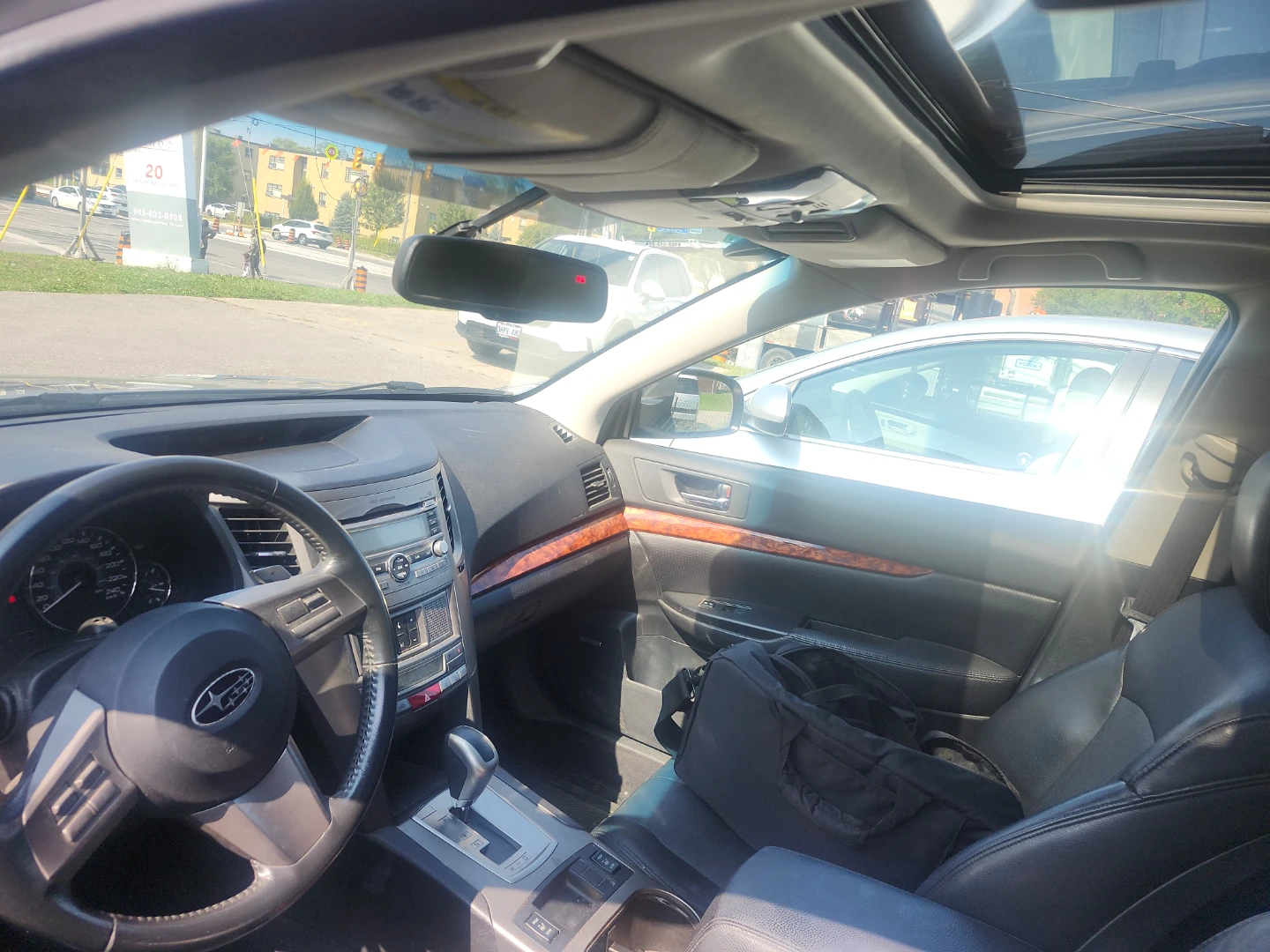 2010 SUBARU OUTBACK LIMITED - photo 4