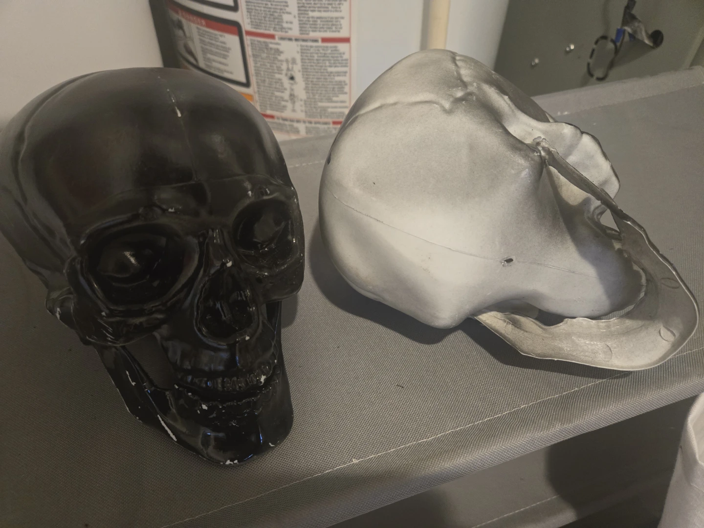 Two Black Skull Decorations - photo 2
