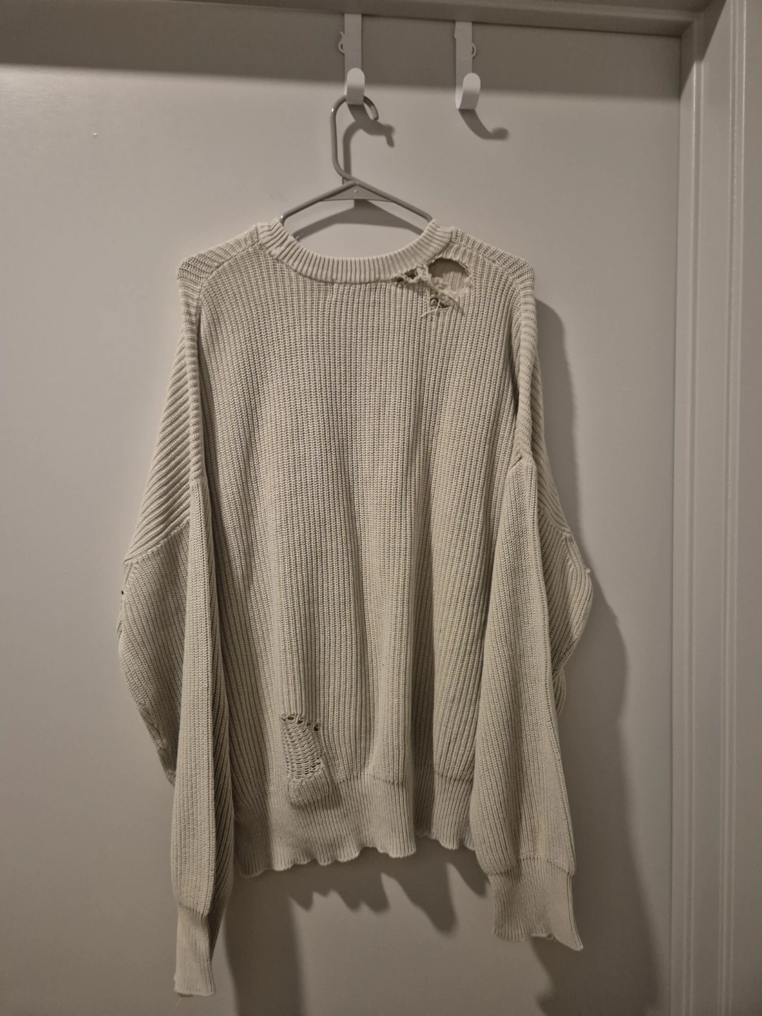 Distressed Cream Oversized Knit Sweater - photo 2