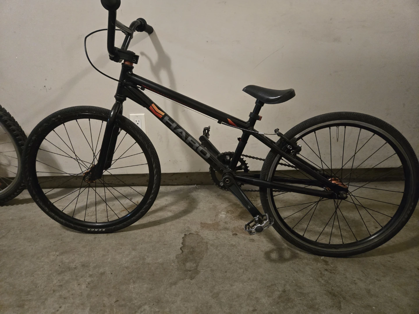Haro BMX Bike Black it's a race bmx everything is fine - photo 2
