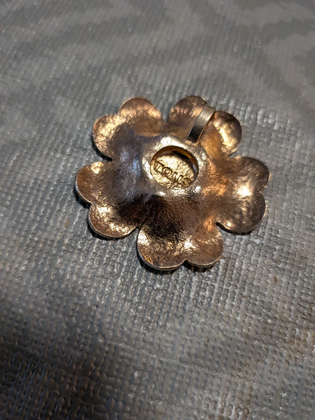 Vintage Lotus Flower Pendant - photo 2