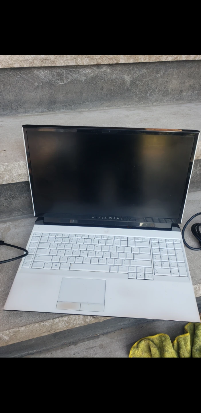 Alienware Area-51m Gaming Laptop