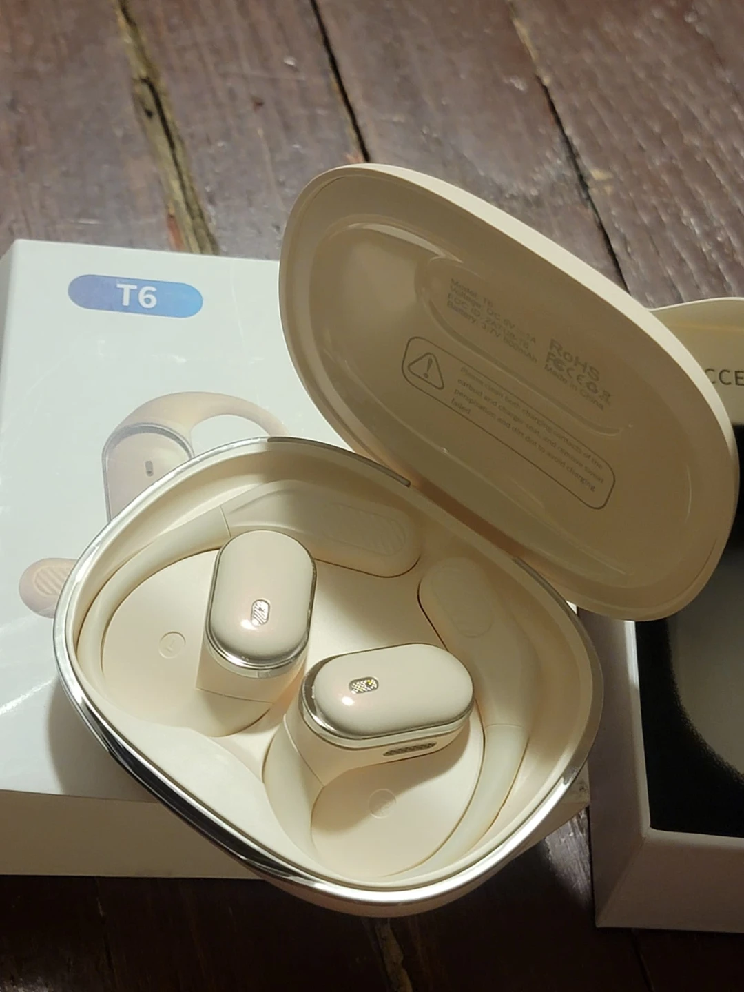 Open ear headphones