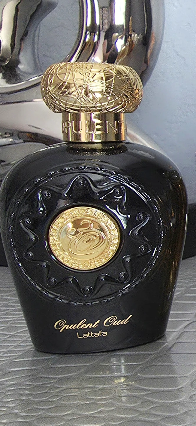 Lattafa Opulent Oud Eau de Parfum