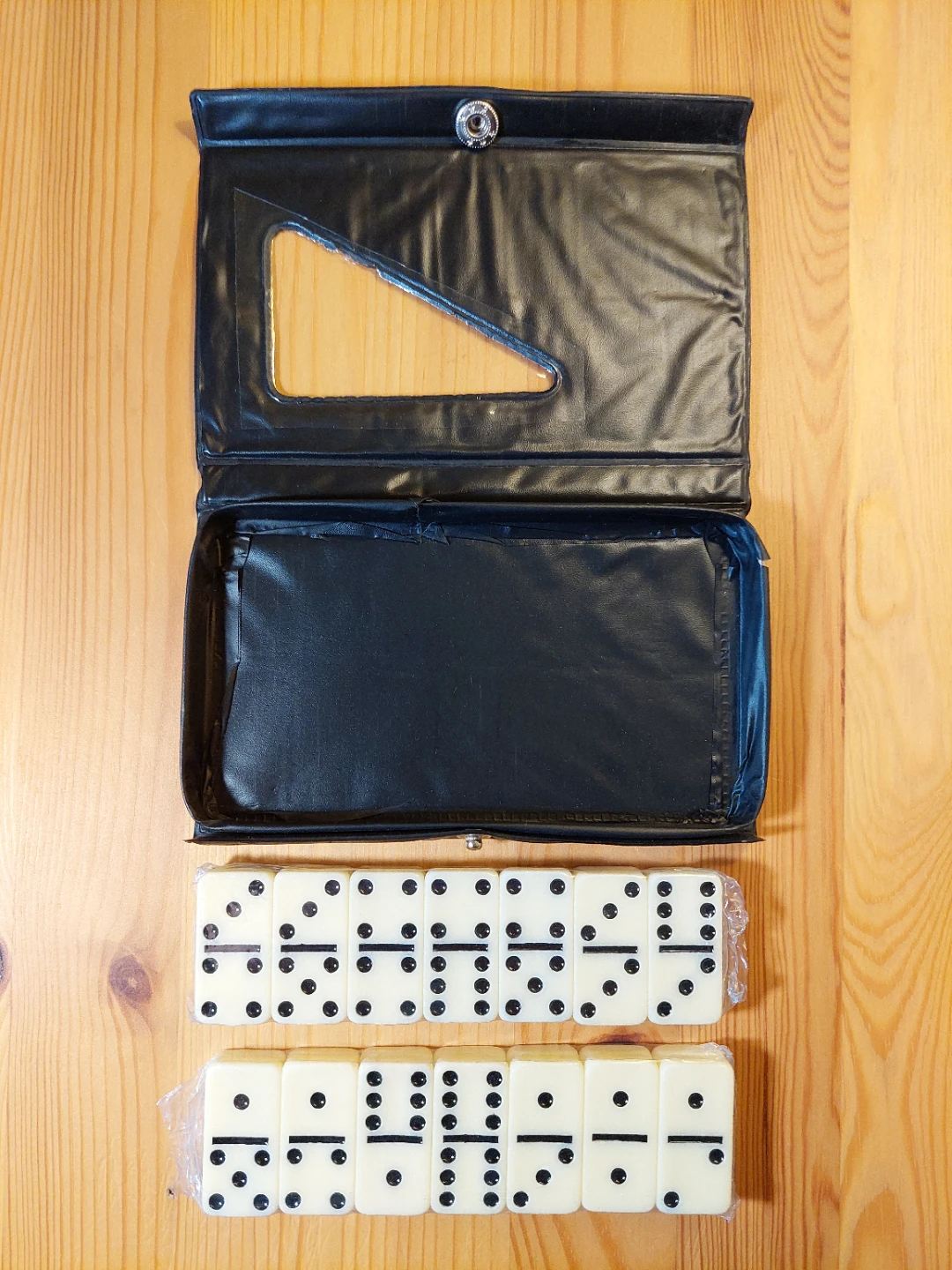 Sealed Double Six Dominoes Set of 28 - photo 2