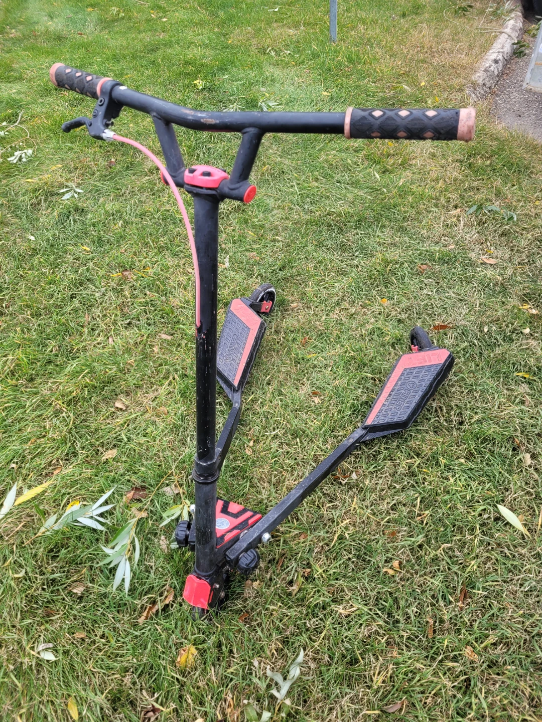 Y-Volution Fliker Scooter - photo 3