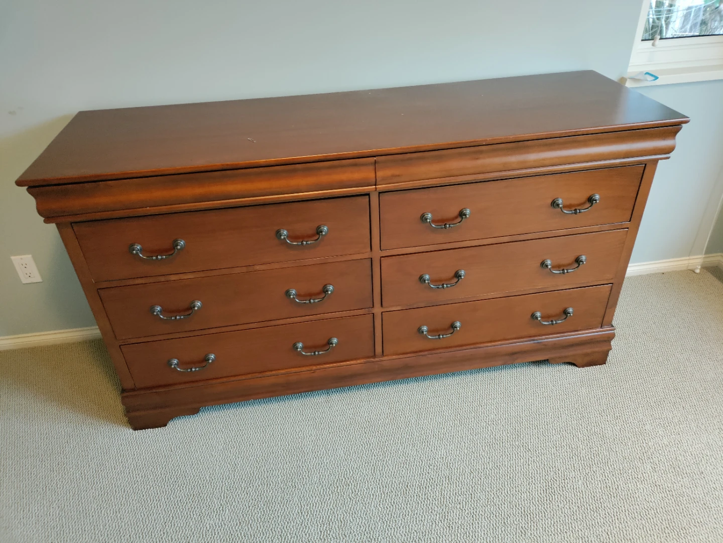 Wooden 6-Drawer Dresser