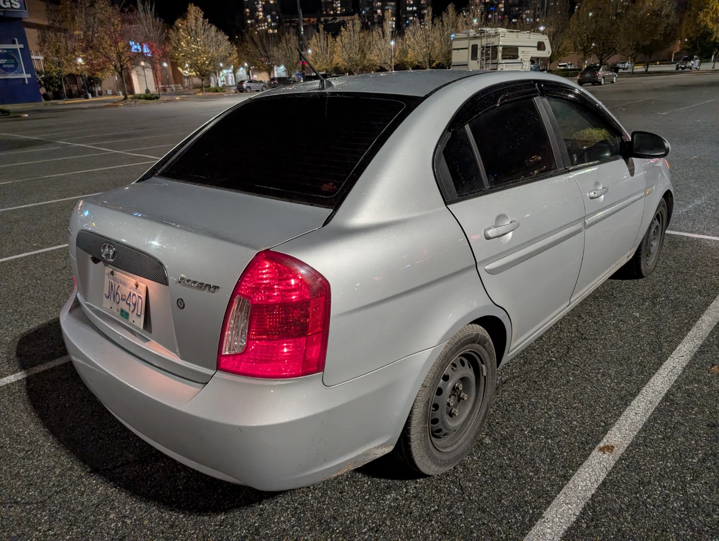 2006 Silver Hyundai Accent Low kms - photo 4