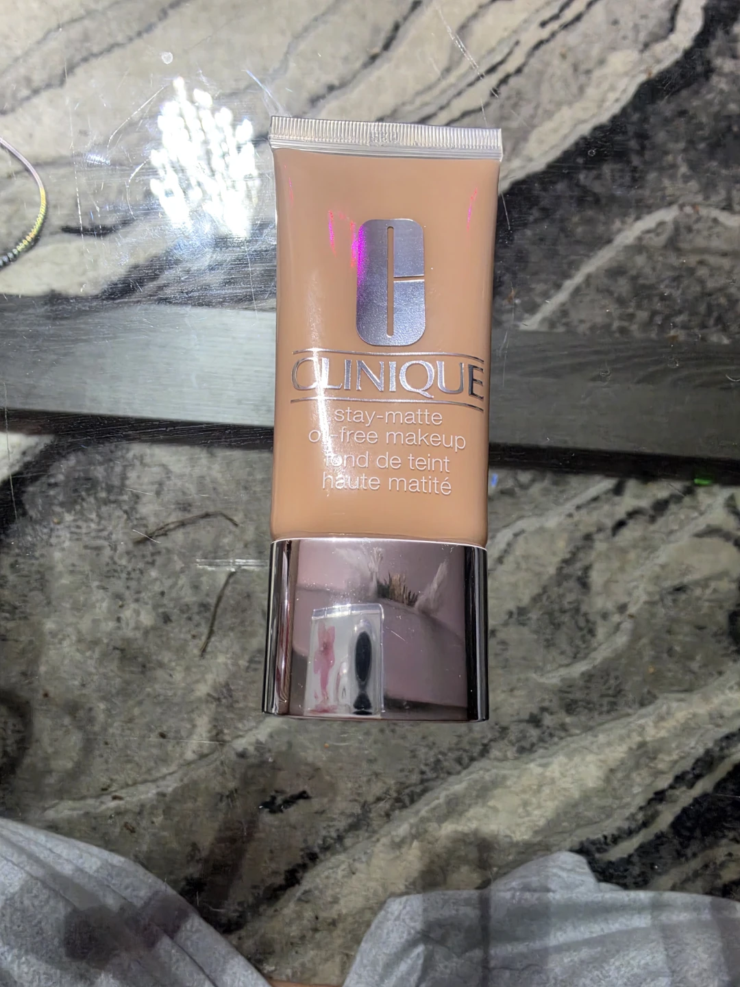 Clinique Stay-Matte Oil-Free Makeup 5 Fair - photo 3