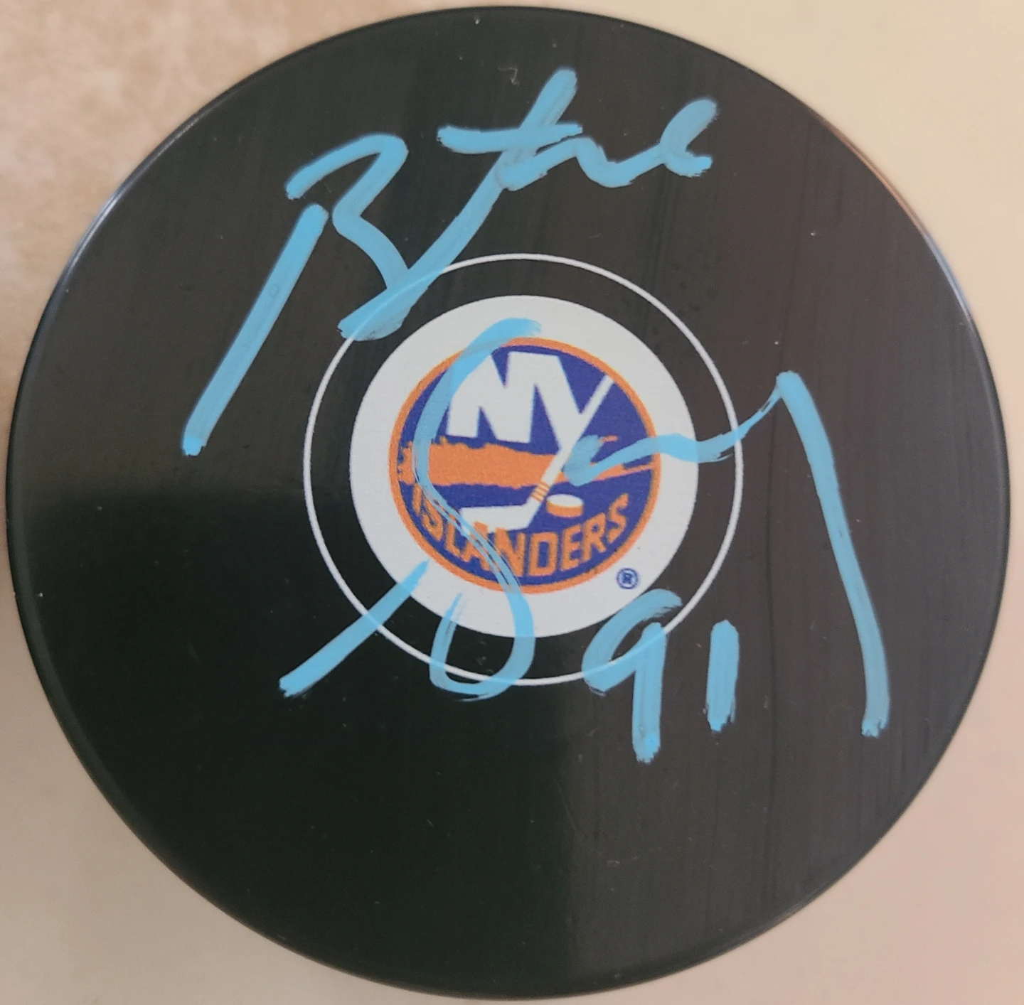 New York Islanders Autographed Memorabilia Lot - photo 4
