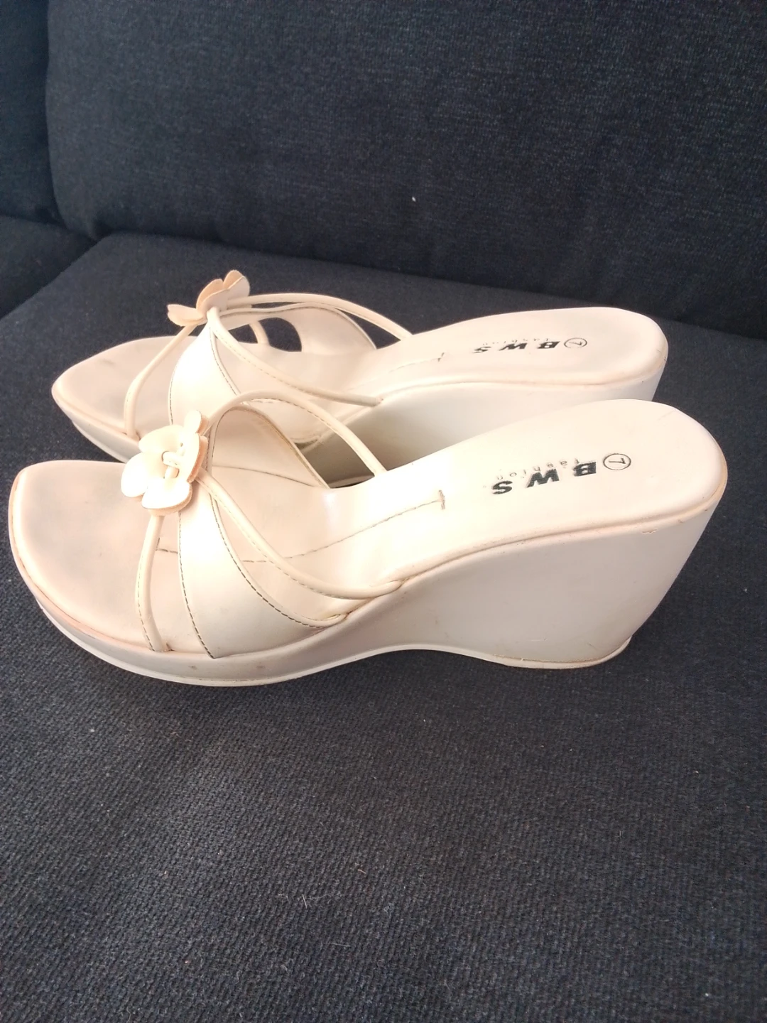 BWS Cream Wedge Sandals - photo 2
