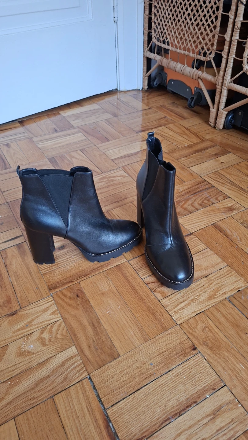 L'Intervalle Black Chelsea Boots size 9 natural leather - photo 2