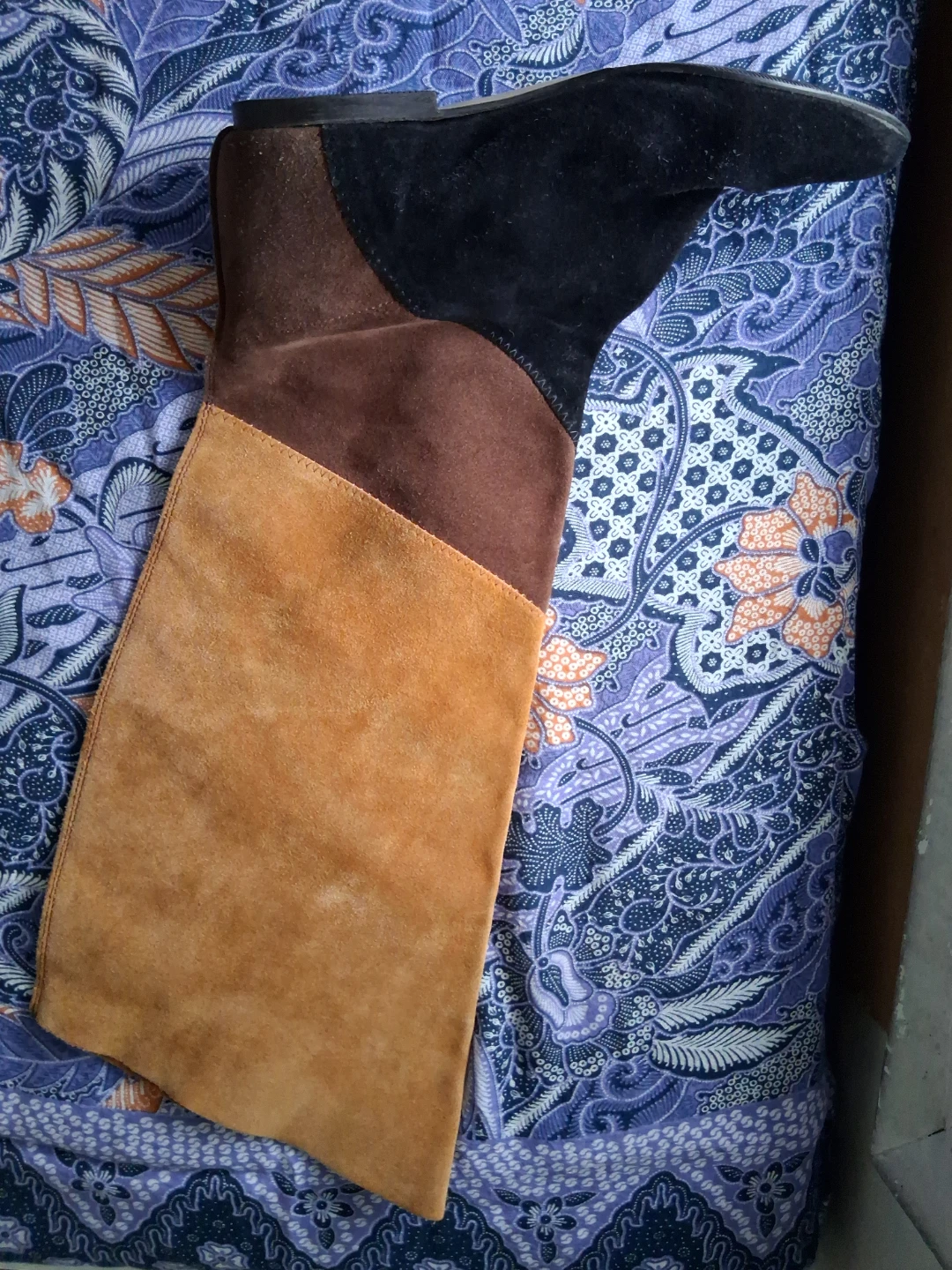Colour Block Suede Knee-High Boots - photo 2