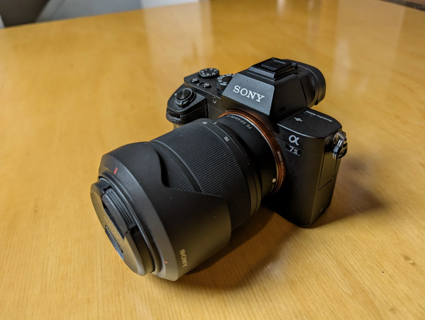 Sony A7 II + Lens(FE 28-70mm f/ 3.5-5.6) - Low Shutter Count