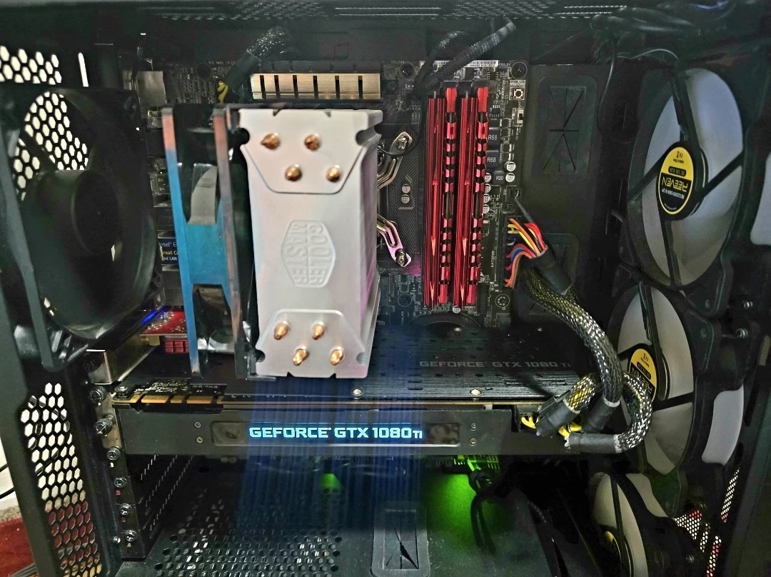 i7-4790K | GTX 1080 Ti 11GB | 16GB RAM | 500SSD | 27" Monitor - photo 2