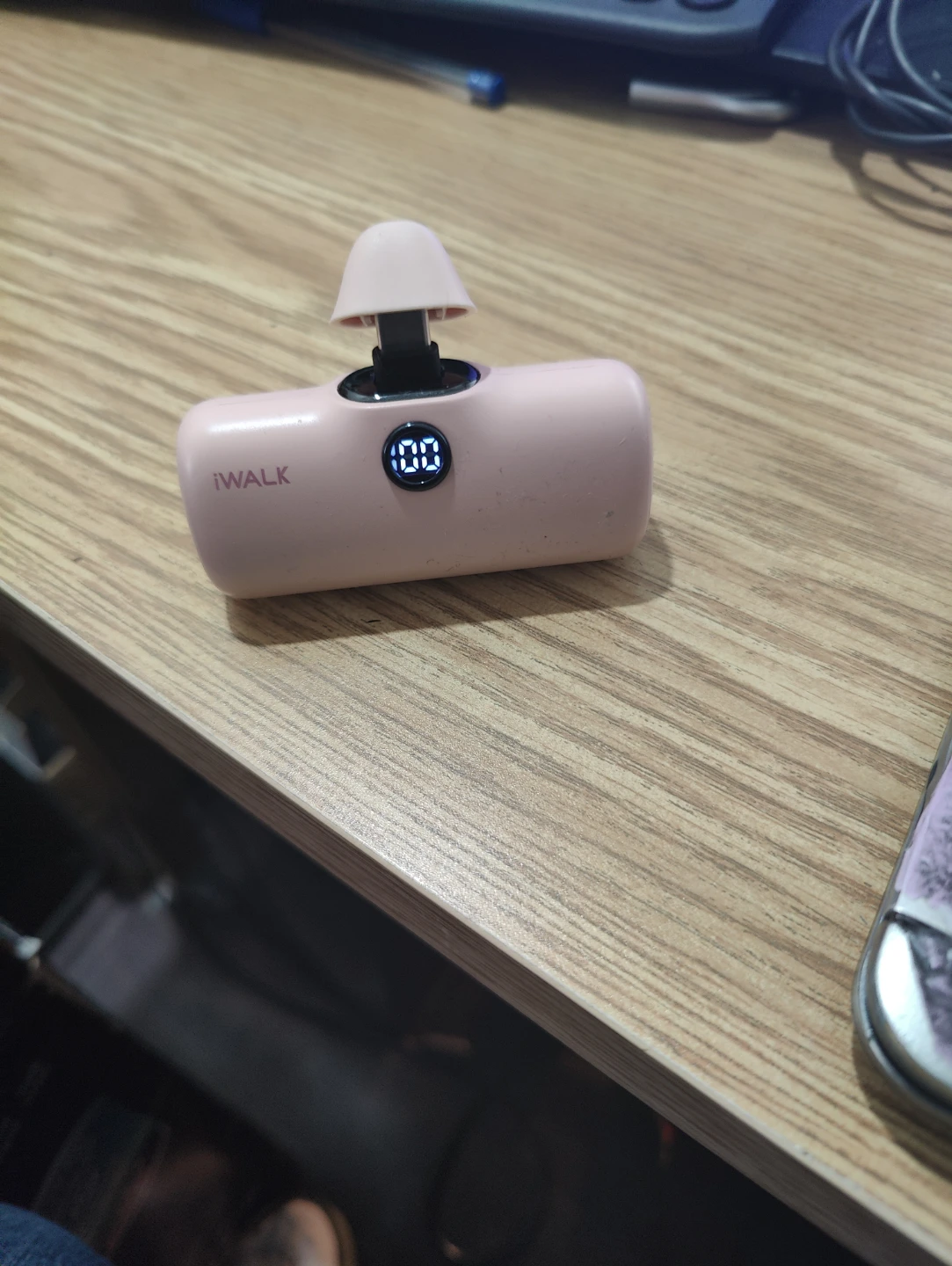 iWalk LinkPod Portable Charger - Pink