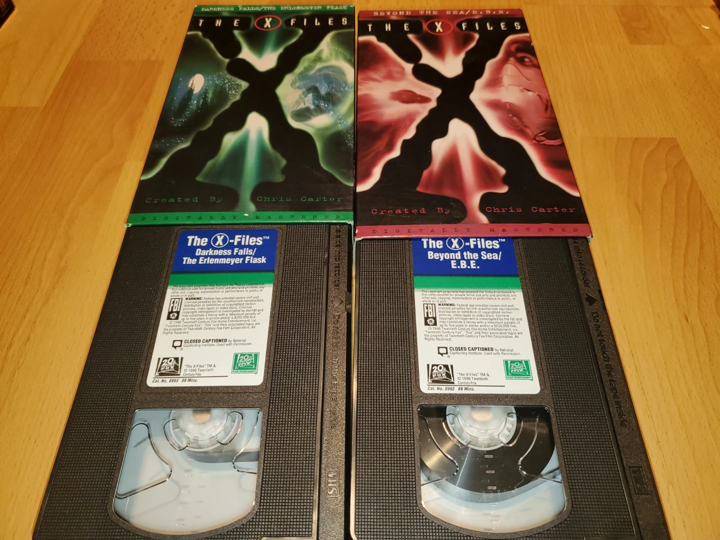 Set of 4 The X-Files VHS Tapes - photo 2