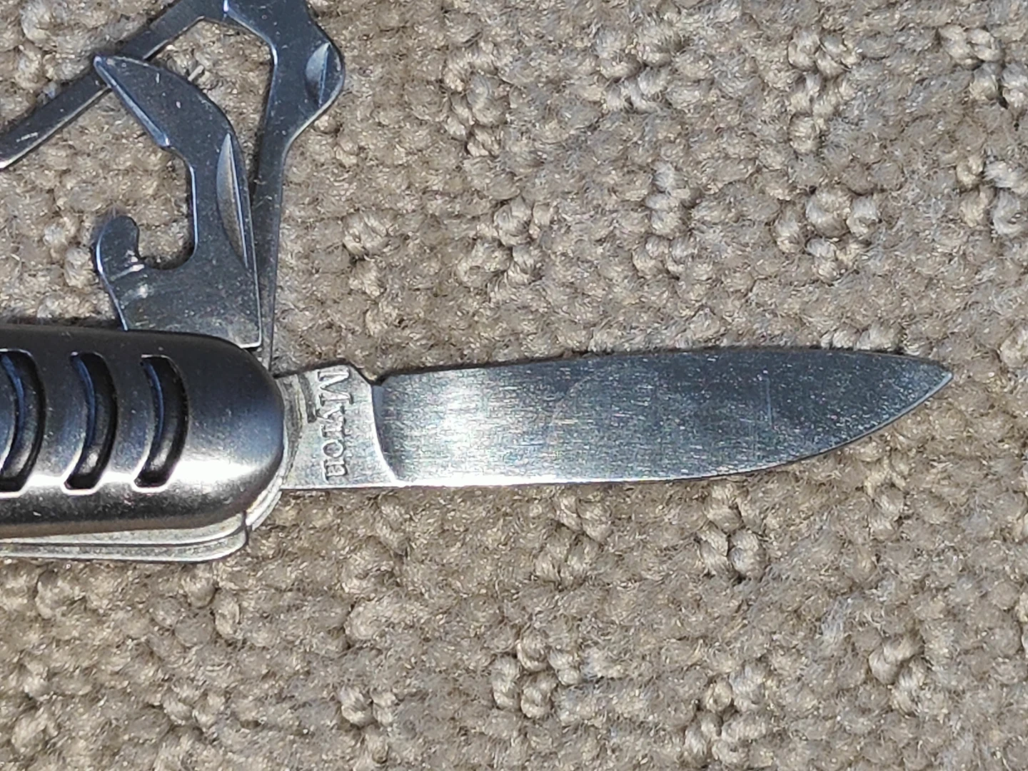 Multi-Tool Knife / Folding Pocket Knife - 7 in 1 Tool - photo 4