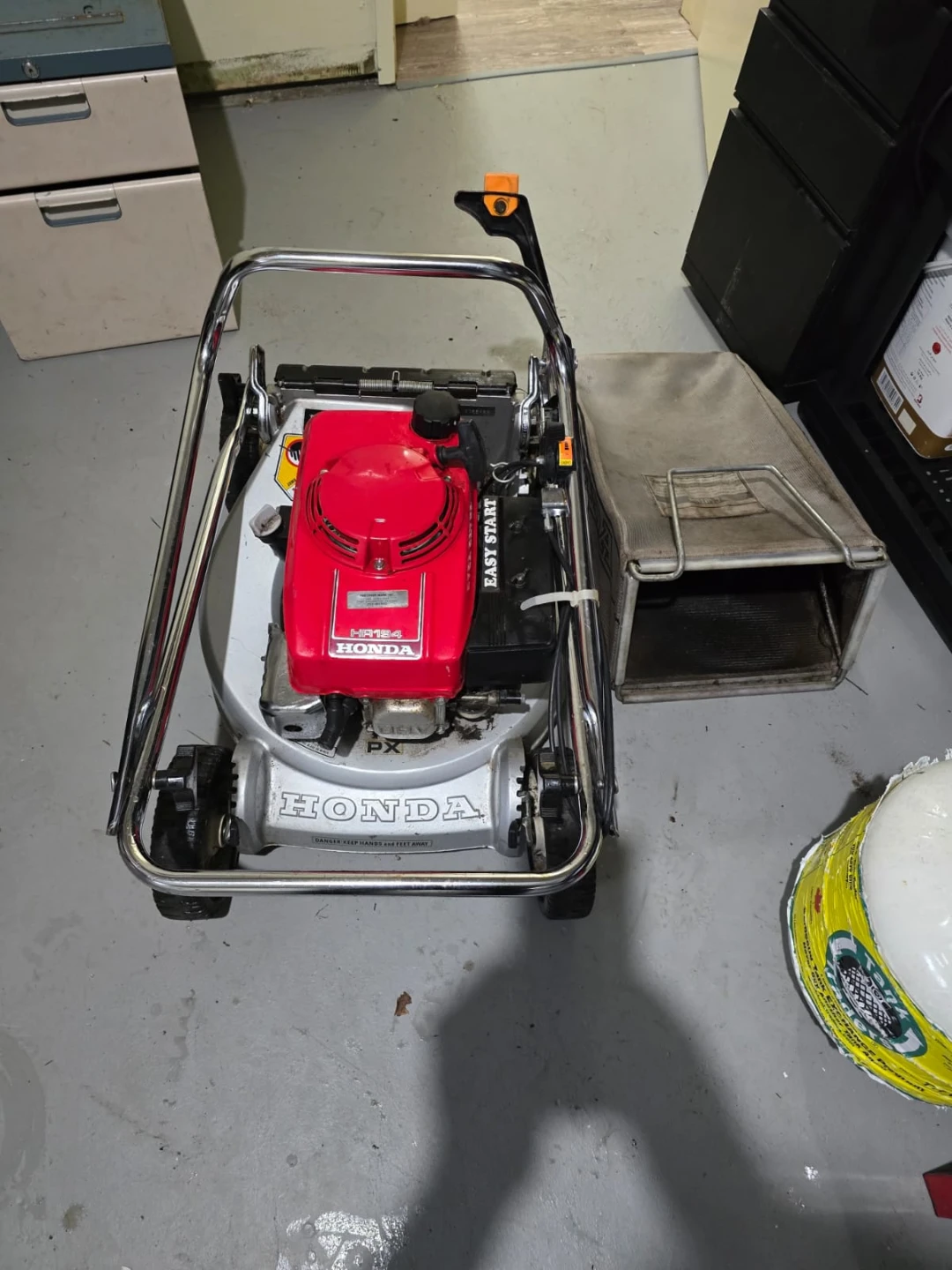 Honda HR194 Walk-Behind Lawn Mower - photo 2