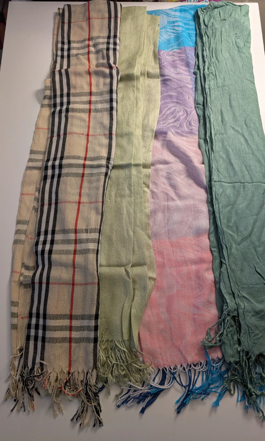 Set of 4 Lightweight Scarves