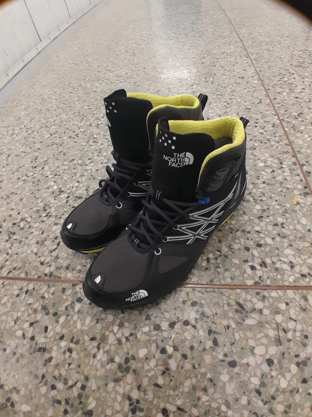 The North Face Hiking Winter Boots Men's Size 10.5 - photo 2