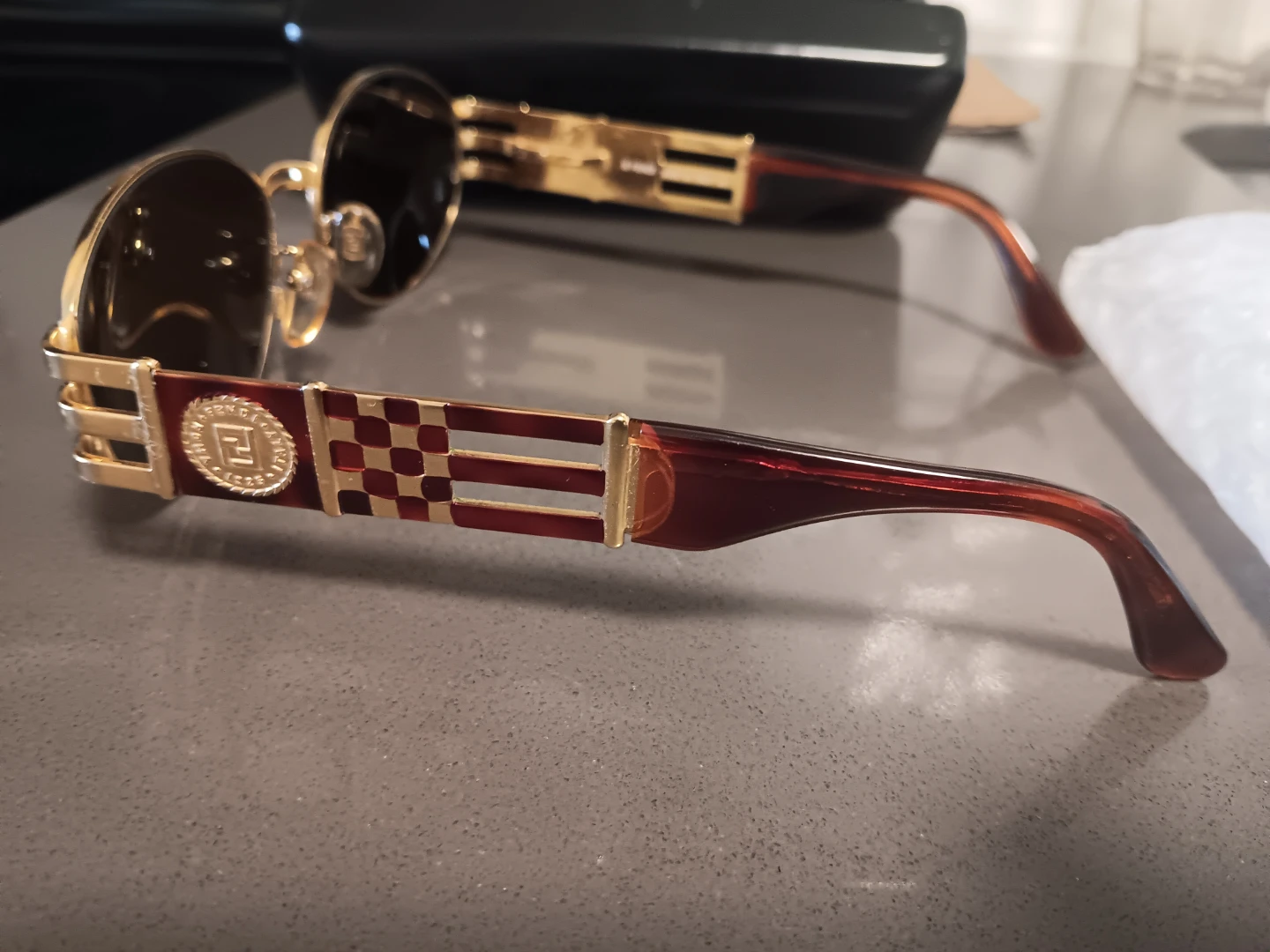 FENDI 90'S Vintage Gold Frame Sunglasses Tortoiseshell Temples